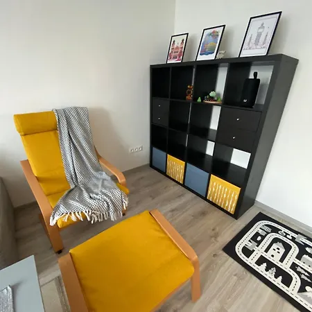 Апартаменты Sunny Heartbeat Getaway To Трнава