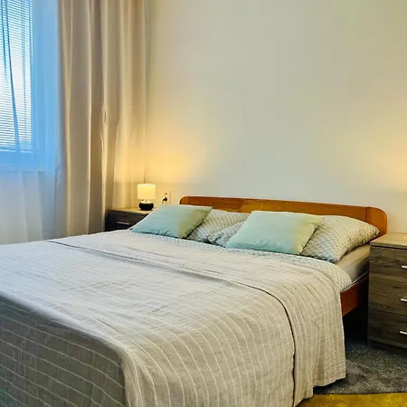 Sunny Heartbeat Getaway To Трнава